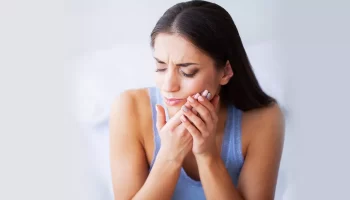 What Is the Difference Between Emergency and Non- Emergency Dental Care?